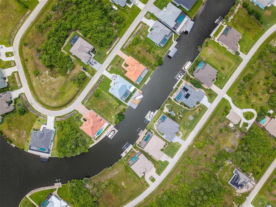 For Sale: $1,500,000 (3 beds, 2 baths, 2054 Square Feet)