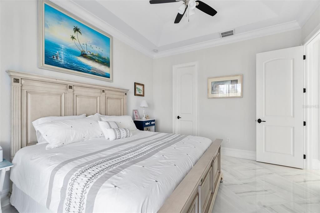 For Sale: $1,500,000 (3 beds, 2 baths, 2054 Square Feet)