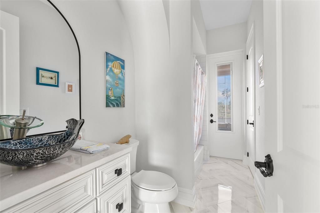 For Sale: $1,500,000 (3 beds, 2 baths, 2054 Square Feet)