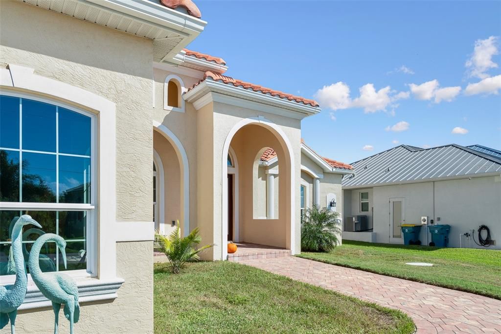 For Sale: $1,500,000 (3 beds, 2 baths, 2054 Square Feet)