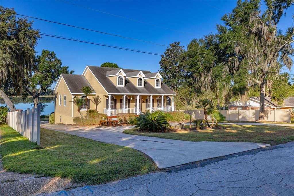 На продажу: $599,000 (5 спален, 4 ванн, 3067 Квадратных фут)