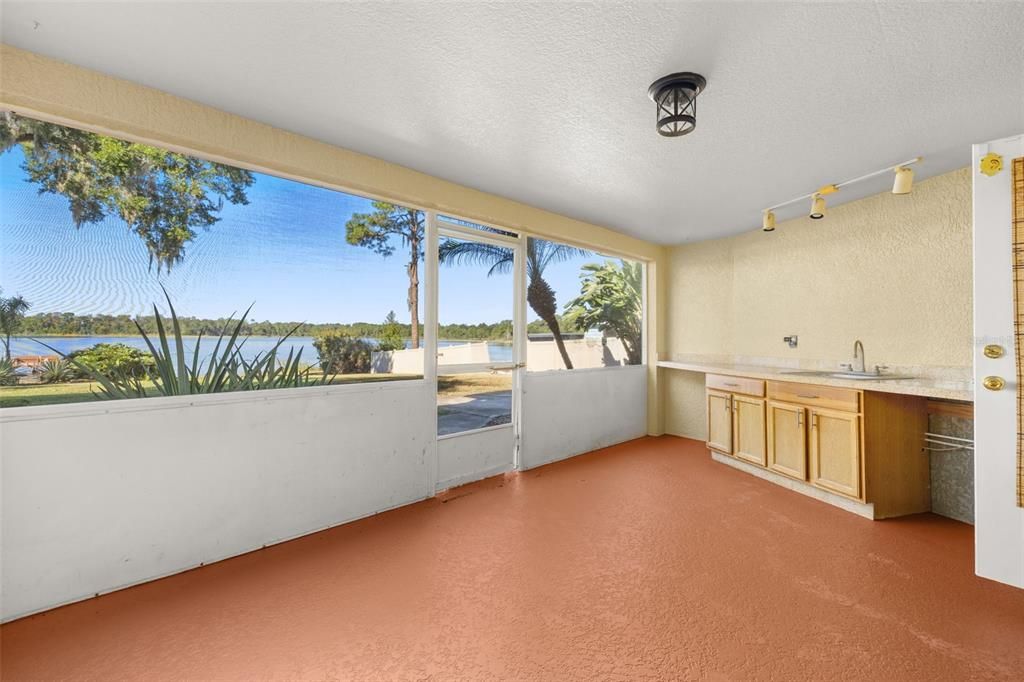 На продажу: $599,000 (5 спален, 4 ванн, 3067 Квадратных фут)