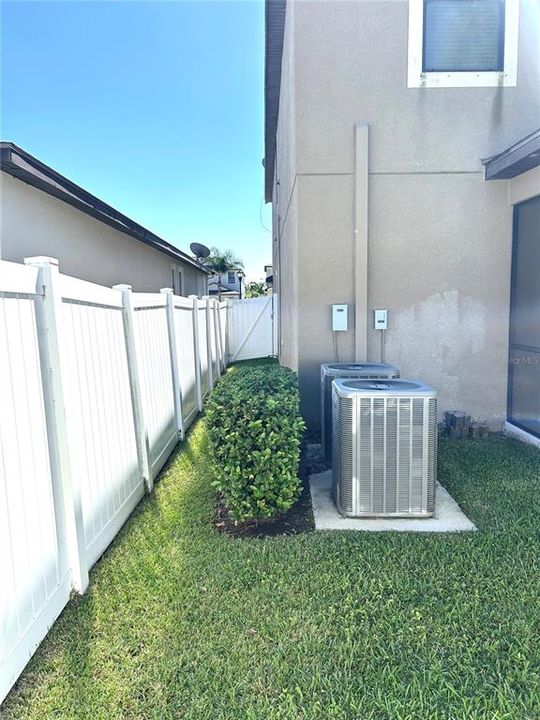 For Sale: $589,000 (5 beds, 3 baths, 3782 Square Feet)