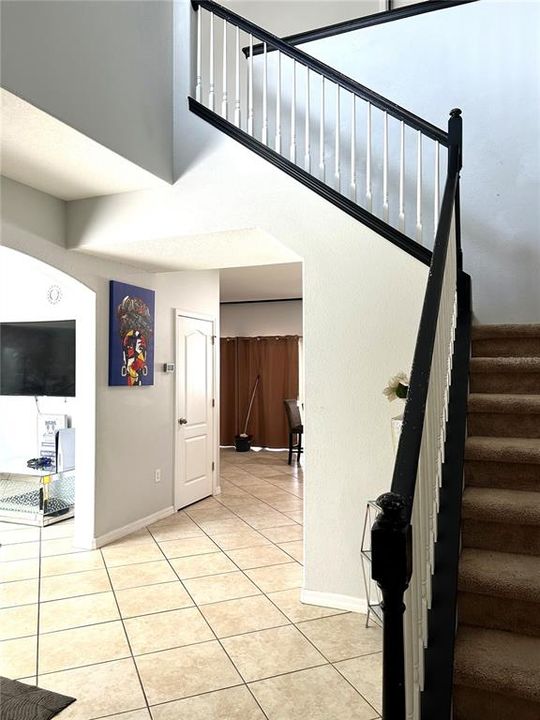 For Sale: $589,000 (5 beds, 3 baths, 3782 Square Feet)