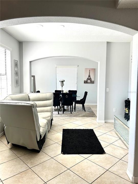 For Sale: $589,000 (5 beds, 3 baths, 3782 Square Feet)