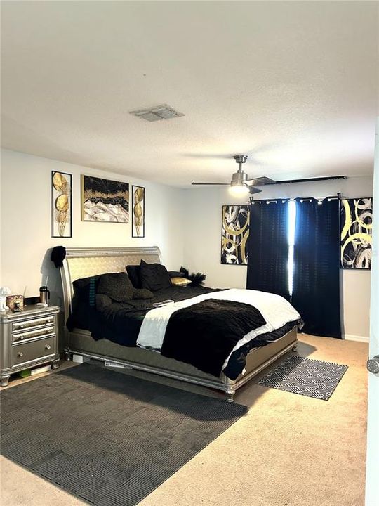 For Sale: $589,000 (5 beds, 3 baths, 3782 Square Feet)