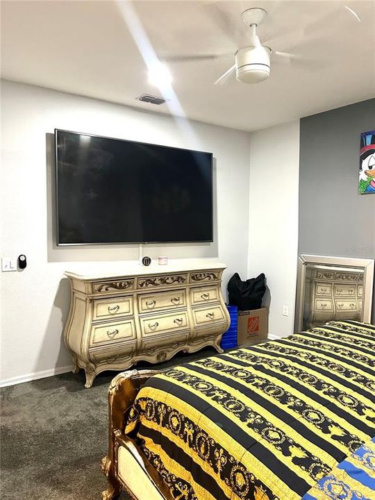 For Sale: $589,000 (5 beds, 3 baths, 3782 Square Feet)