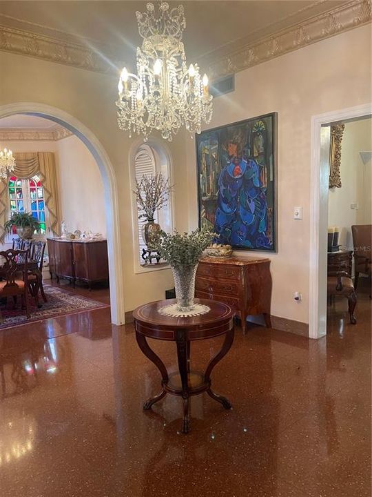 En Renta: $11,000 (4 camas, 5 baños, 3557 Pies cuadrados)