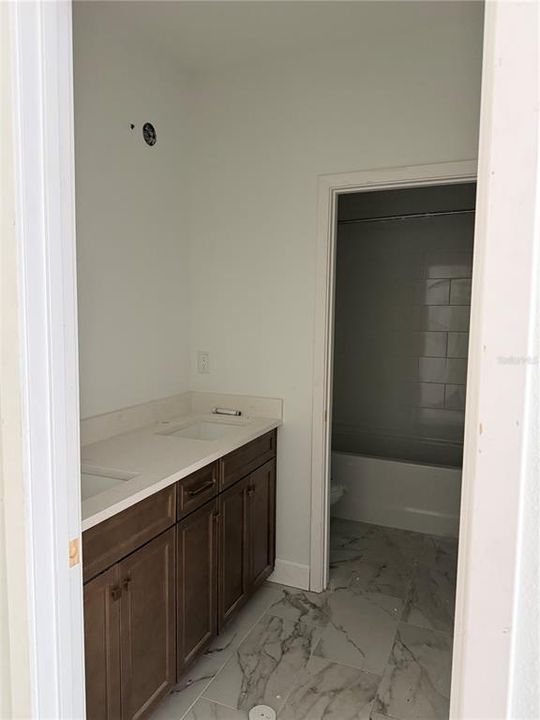 На продажу: $774,900 (3 спален, 2 ванн, 2355 Квадратных фут)