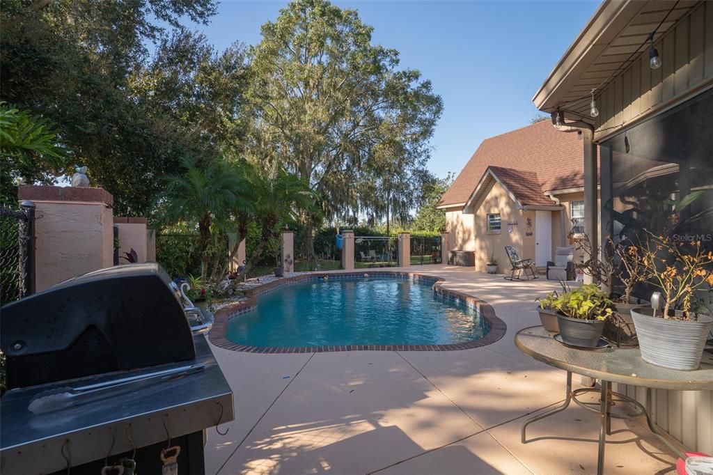 For Sale: $995,000 (4 beds, 3 baths, 3037 Square Feet)