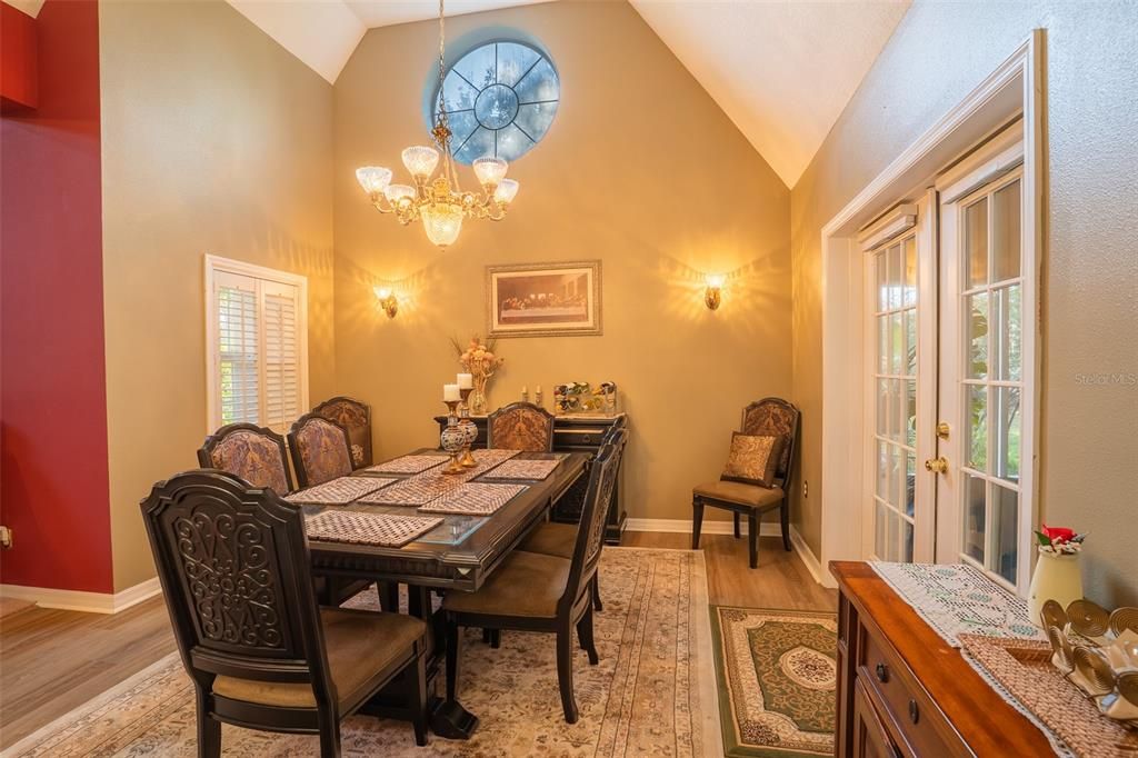 For Sale: $995,000 (4 beds, 3 baths, 3037 Square Feet)