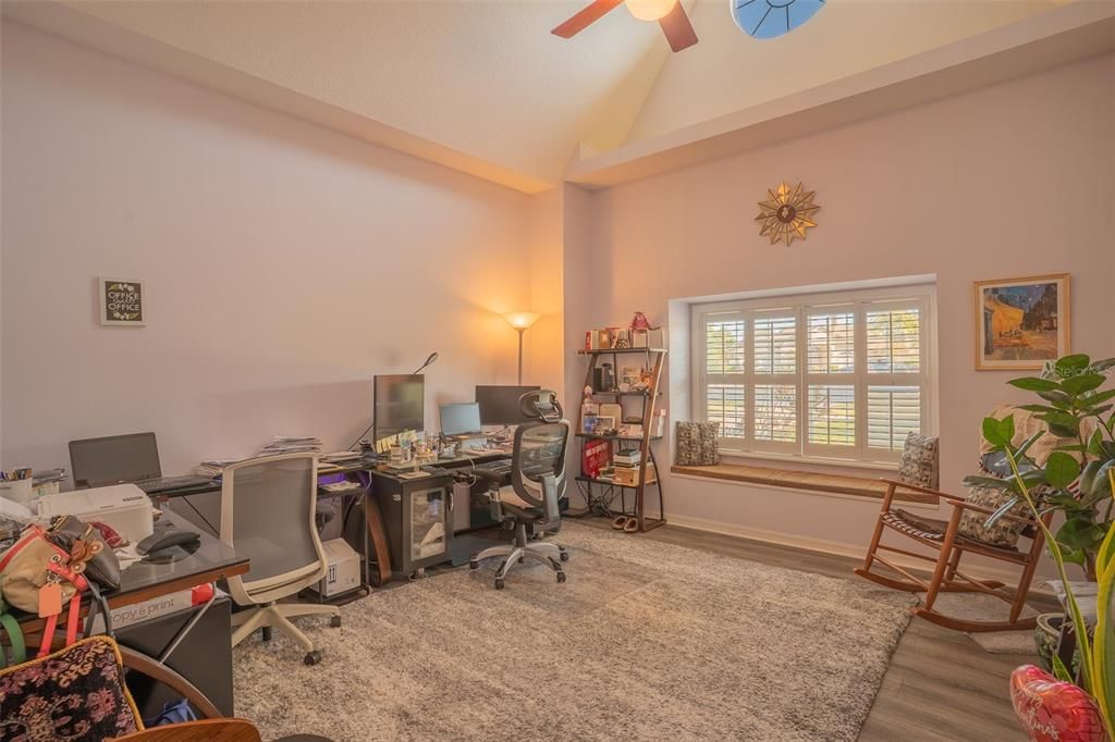 For Sale: $995,000 (4 beds, 3 baths, 3037 Square Feet)