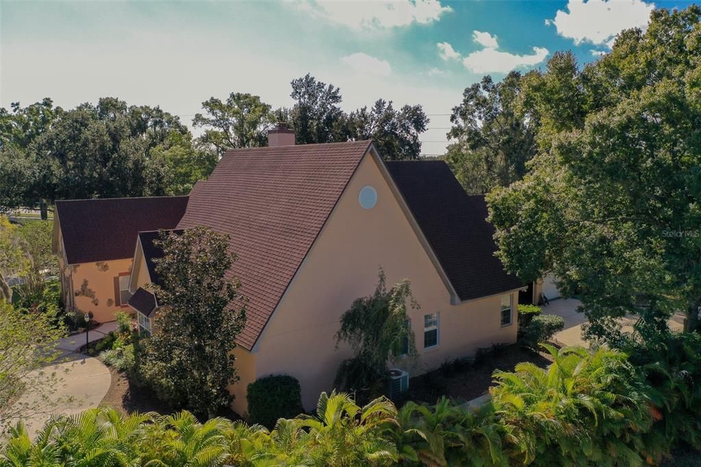 For Sale: $995,000 (4 beds, 3 baths, 3037 Square Feet)