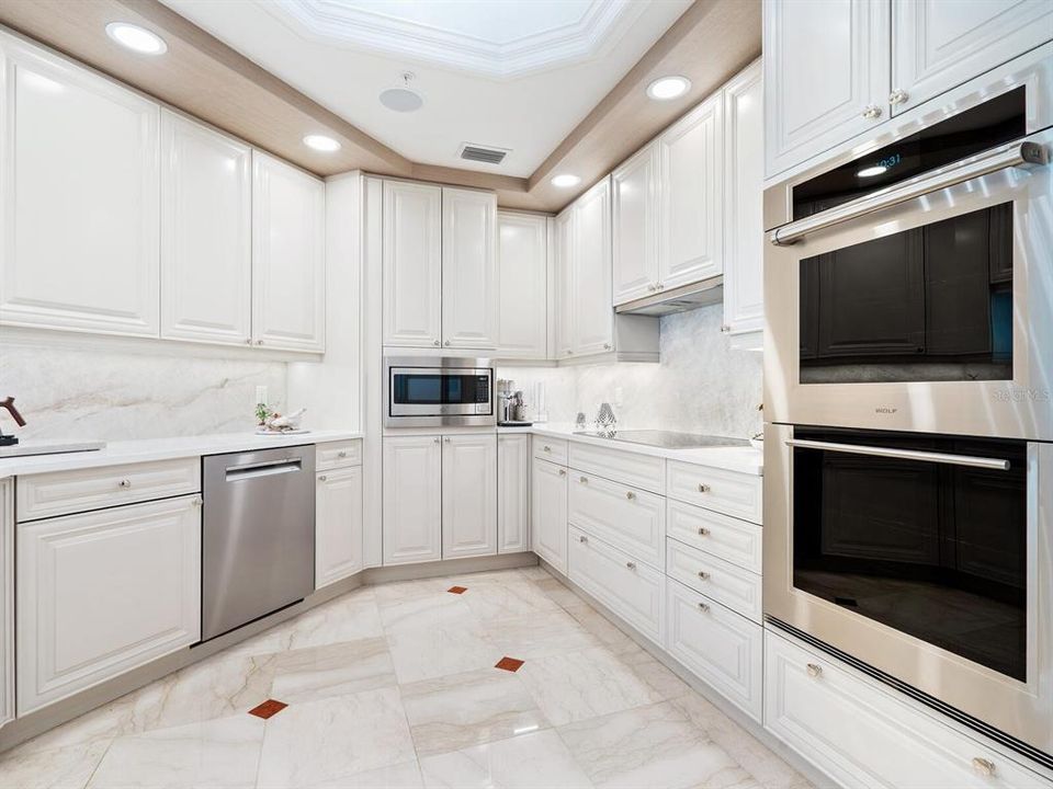 На продажу: $3,360,000 (3 спален, 3 ванн, 2799 Квадратных фут)