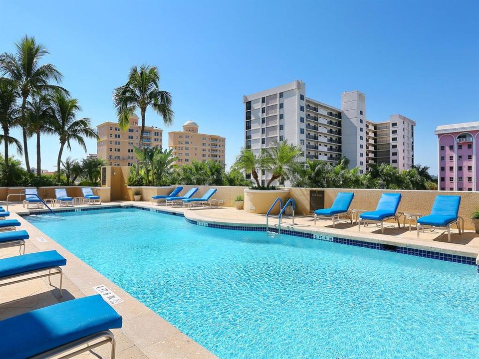 На продажу: $3,360,000 (3 спален, 3 ванн, 2799 Квадратных фут)