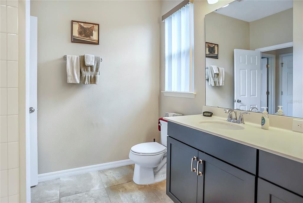 En Venta: $439,000 (3 camas, 2 baños, 2240 Pies cuadrados)