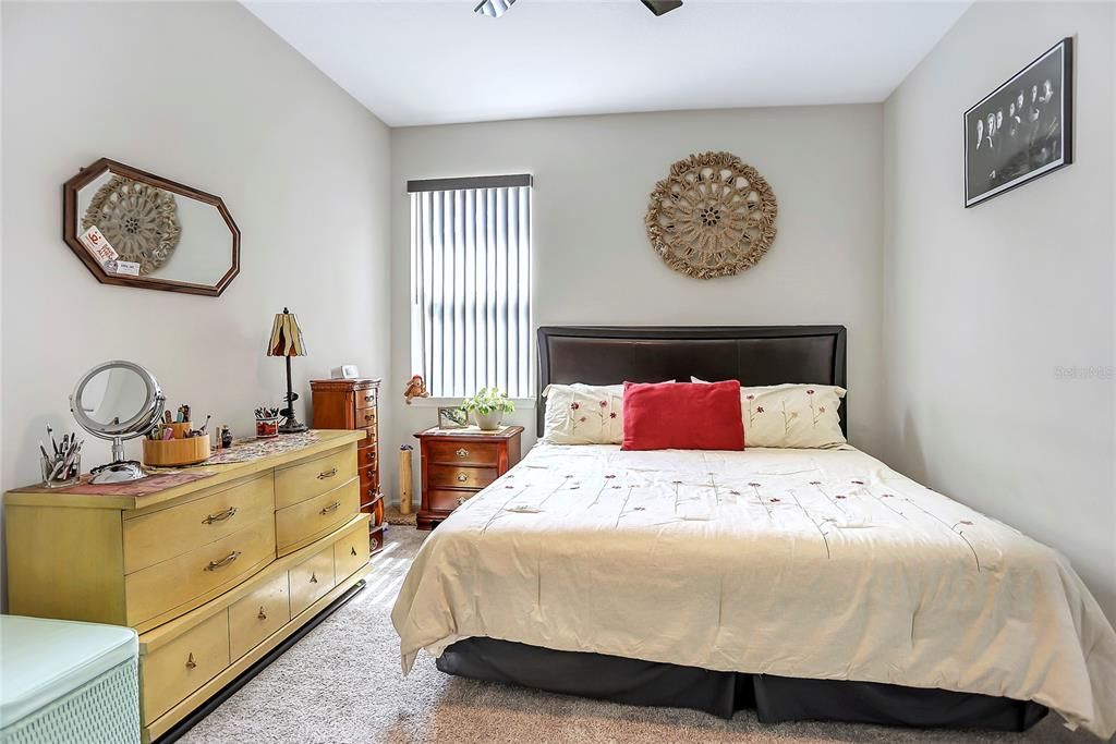 En Venta: $439,000 (3 camas, 2 baños, 2240 Pies cuadrados)