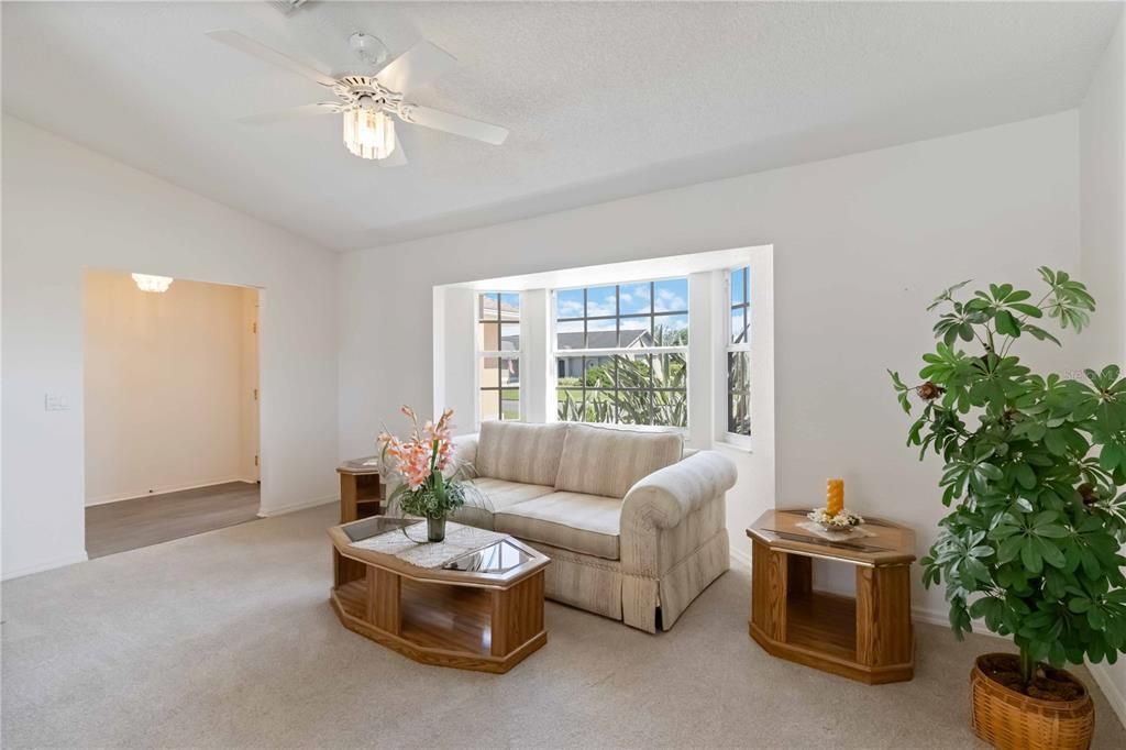 For Sale: $495,000 (3 beds, 2 baths, 2074 Square Feet)