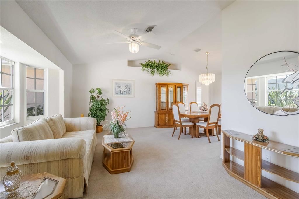 For Sale: $495,000 (3 beds, 2 baths, 2074 Square Feet)