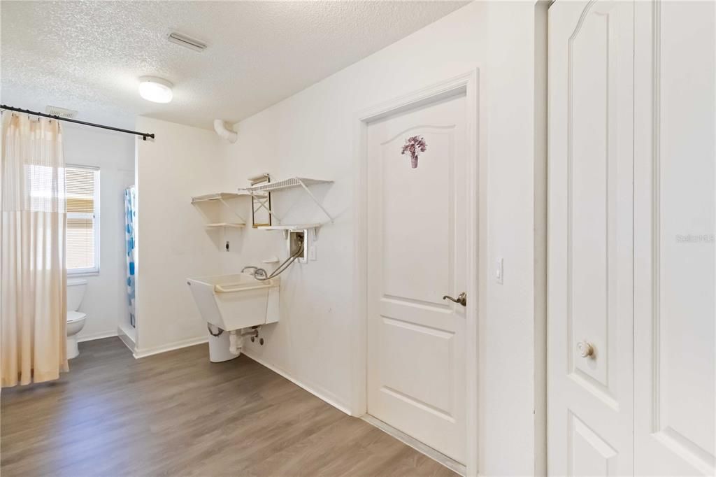 For Sale: $495,000 (3 beds, 2 baths, 2074 Square Feet)