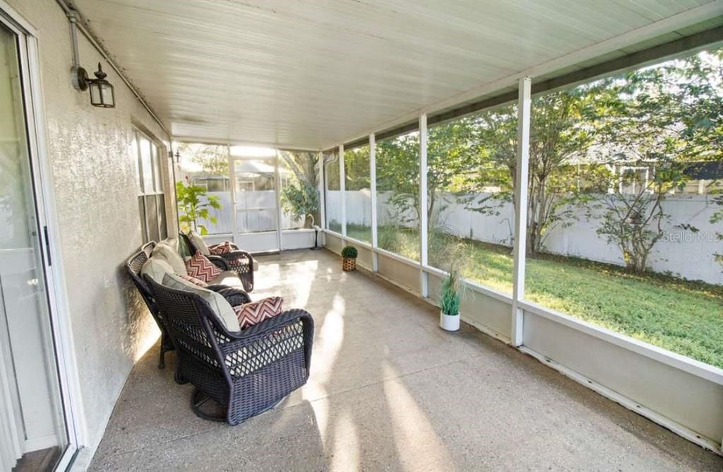 Под контрактом: $329,000 (3 спален, 2 ванн, 1505 Квадратных фут)