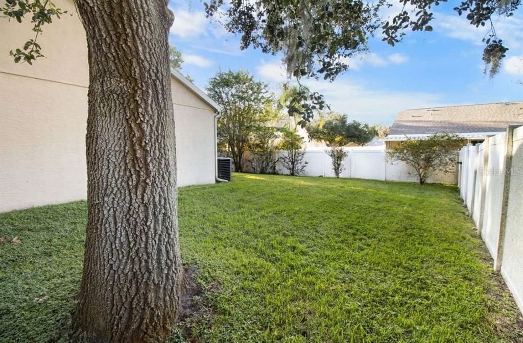 Под контрактом: $329,000 (3 спален, 2 ванн, 1505 Квадратных фут)