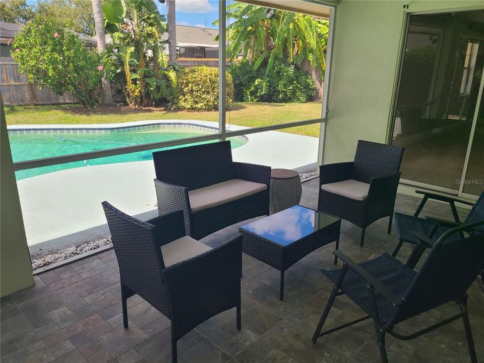 待售: $594,900 (3 贝兹, 2 浴室, 1718 平方英尺)