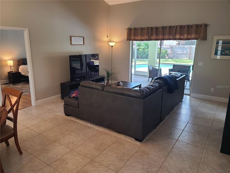 待售: $594,900 (3 贝兹, 2 浴室, 1718 平方英尺)