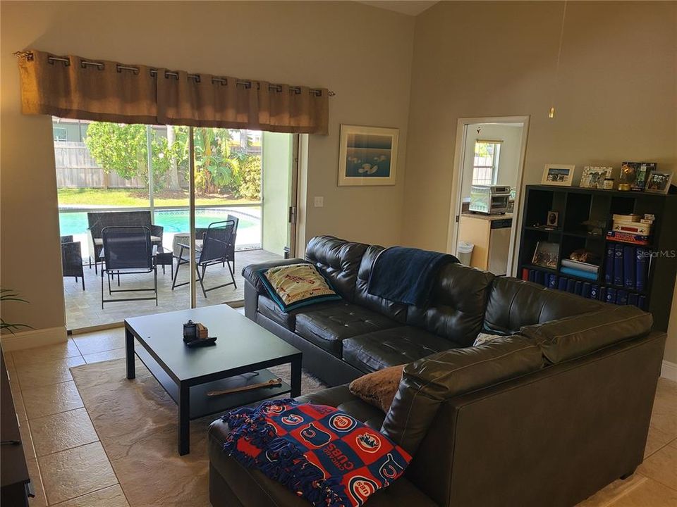 待售: $594,900 (3 贝兹, 2 浴室, 1718 平方英尺)