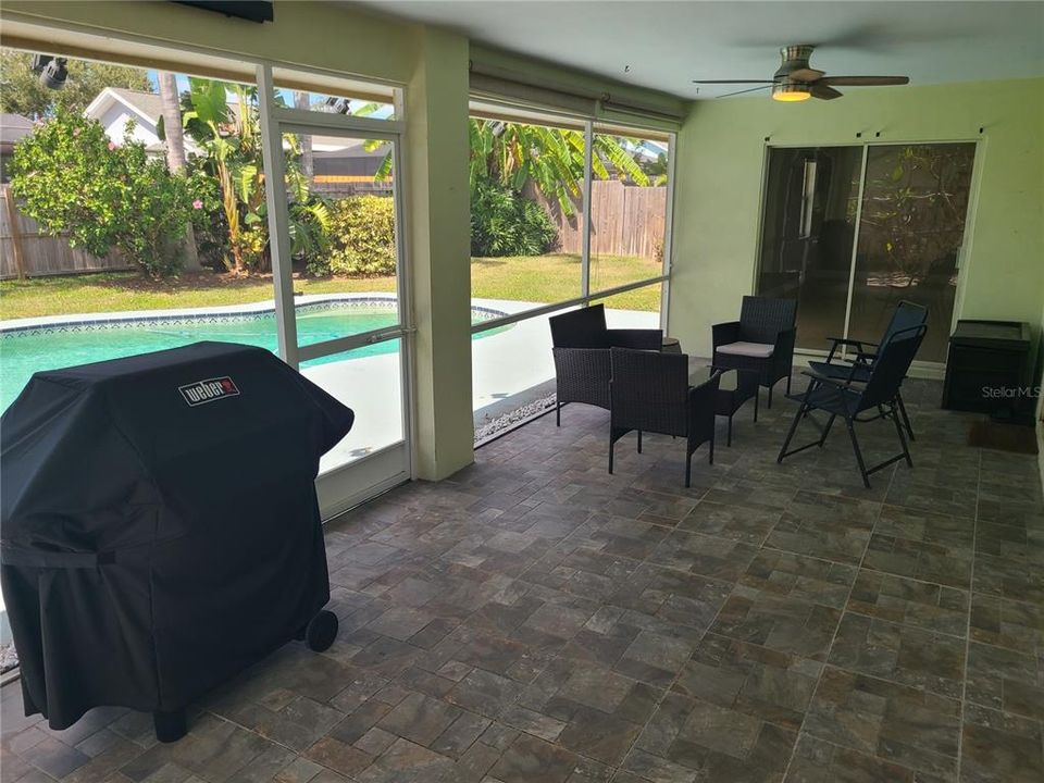 待售: $594,900 (3 贝兹, 2 浴室, 1718 平方英尺)