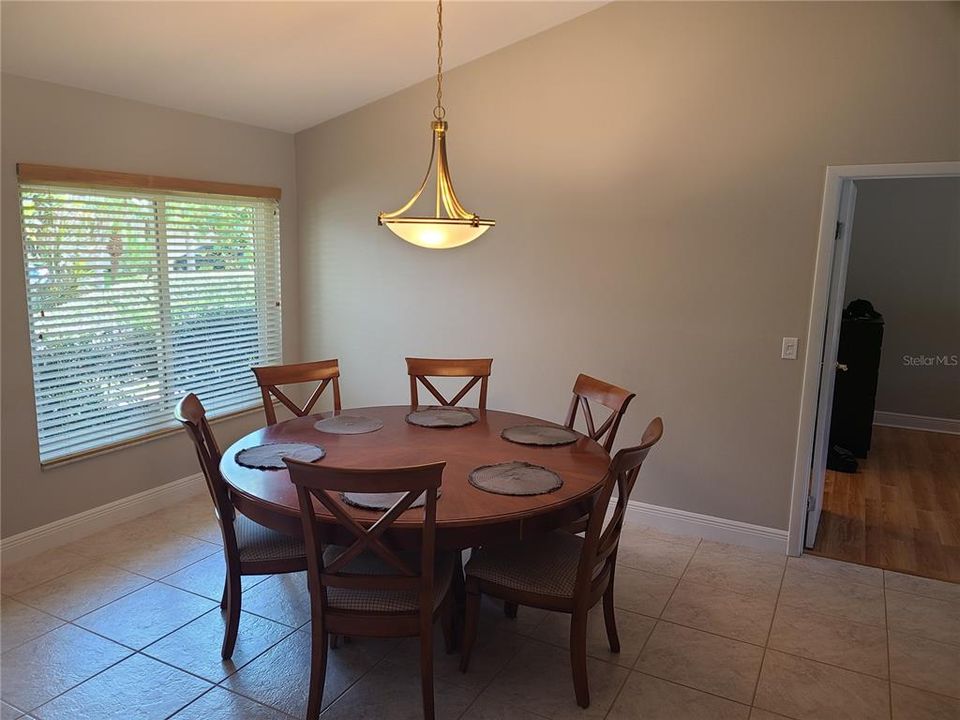 待售: $594,900 (3 贝兹, 2 浴室, 1718 平方英尺)