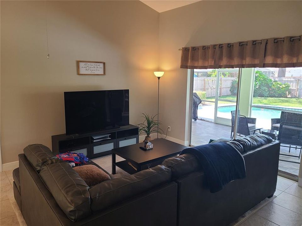 待售: $594,900 (3 贝兹, 2 浴室, 1718 平方英尺)