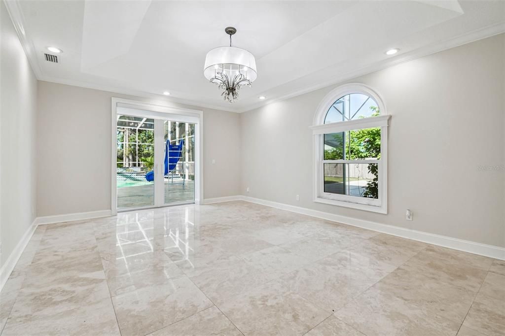 待售: $2,950,000 (7 贝兹, 7 浴室, 6803 平方英尺)