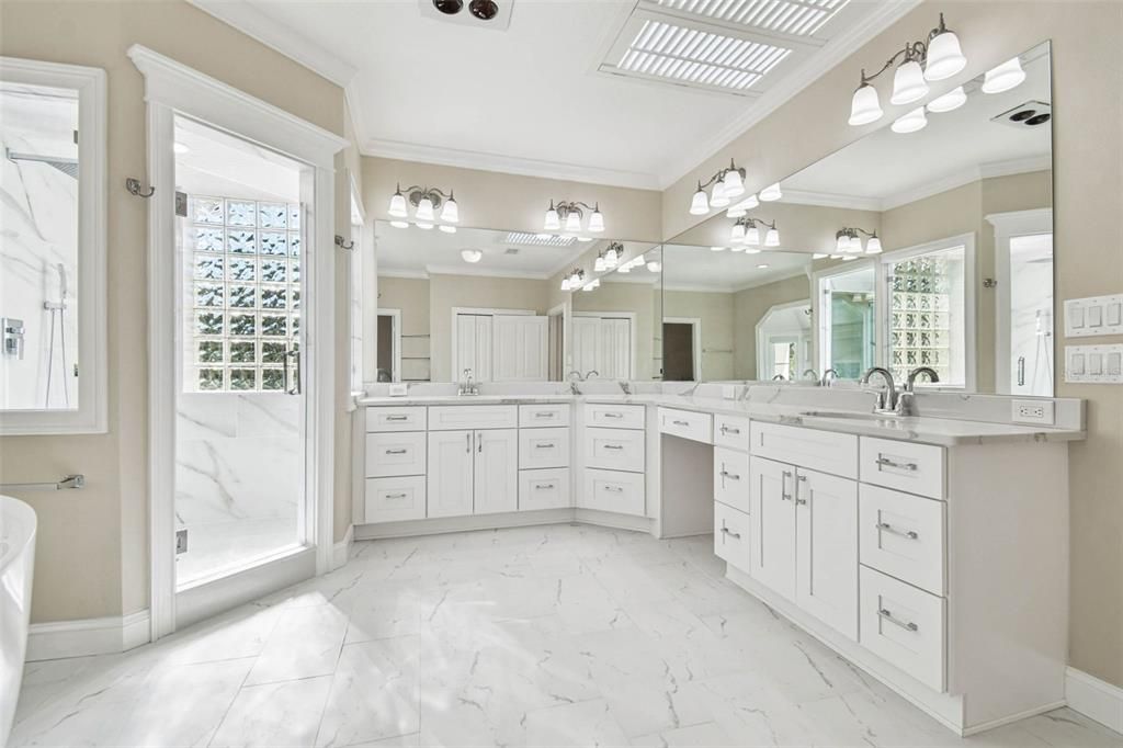 待售: $2,950,000 (7 贝兹, 7 浴室, 6803 平方英尺)