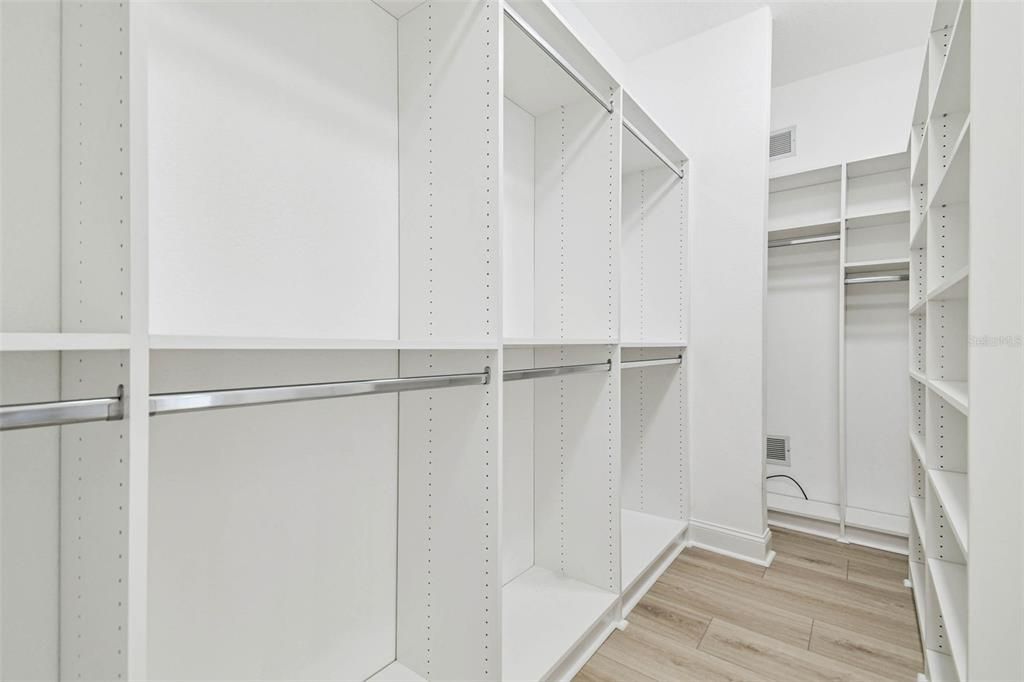 待售: $2,950,000 (7 贝兹, 7 浴室, 6803 平方英尺)