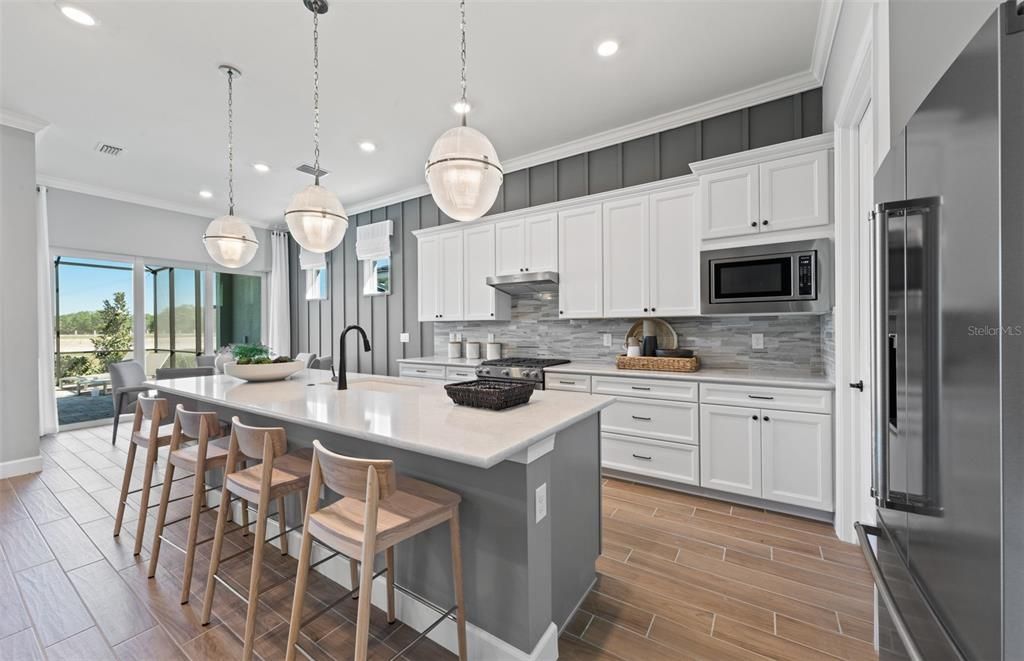 Activo con contrato: $700,000 (2 camas, 2 baños, 2116 Pies cuadrados)