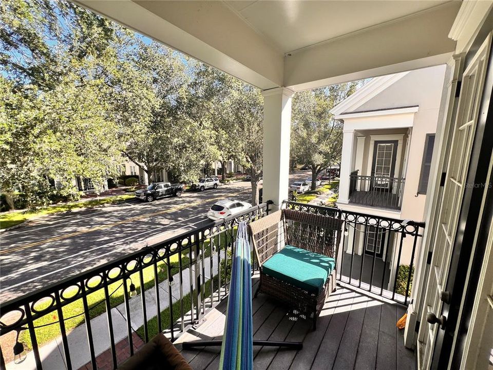 Под контрактом: $3,299 (3 спален, 2 ванн, 3259 Квадратных фут)