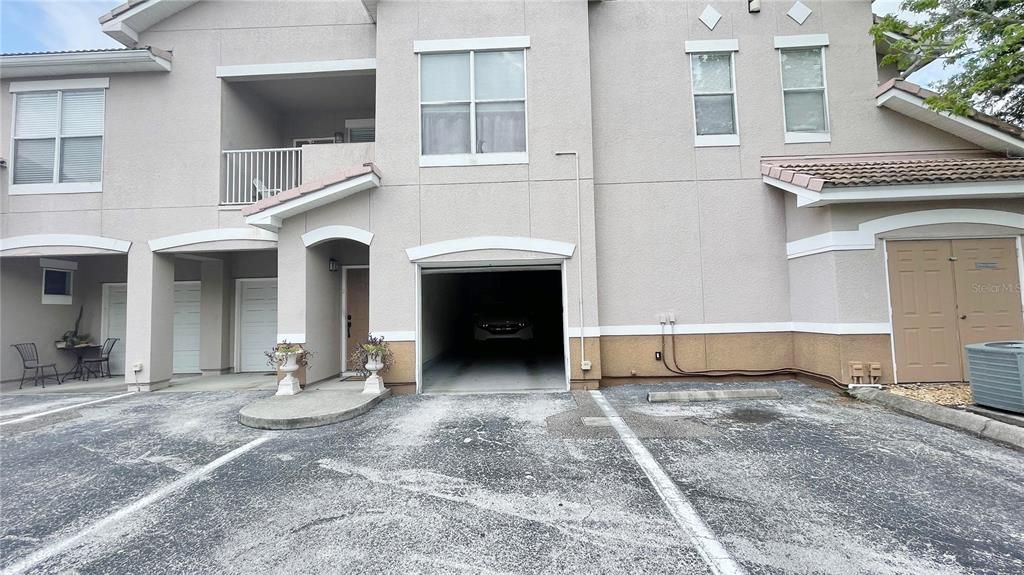 For Sale: $209,000 (2 beds, 2 baths, 1340 Square Feet)