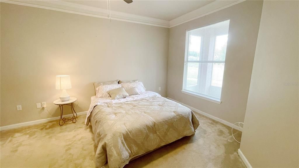 For Sale: $209,000 (2 beds, 2 baths, 1340 Square Feet)