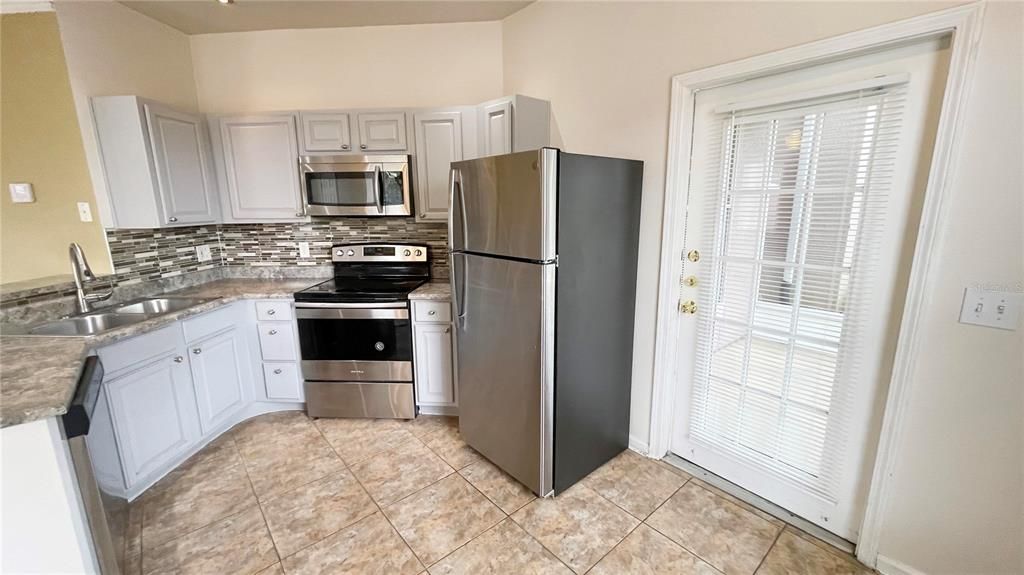 For Sale: $209,000 (2 beds, 2 baths, 1340 Square Feet)