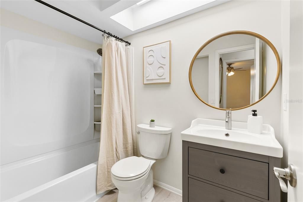 En Venta: $189,900 (2 camas, 2 baños, 1050 Pies cuadrados)