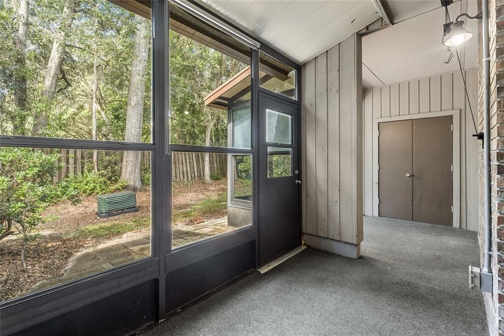 En Venta: $189,900 (2 camas, 2 baños, 1050 Pies cuadrados)