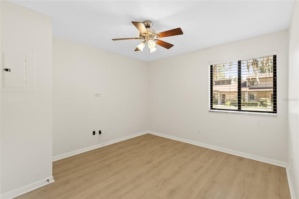 En Venta: $189,900 (2 camas, 2 baños, 1050 Pies cuadrados)