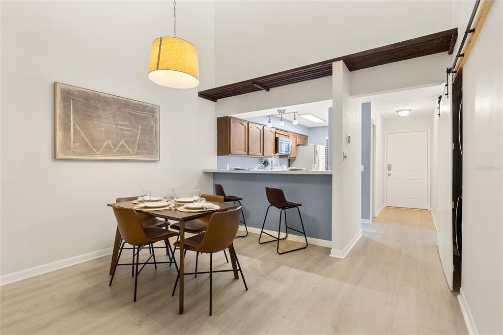 En Venta: $189,900 (2 camas, 2 baños, 1050 Pies cuadrados)