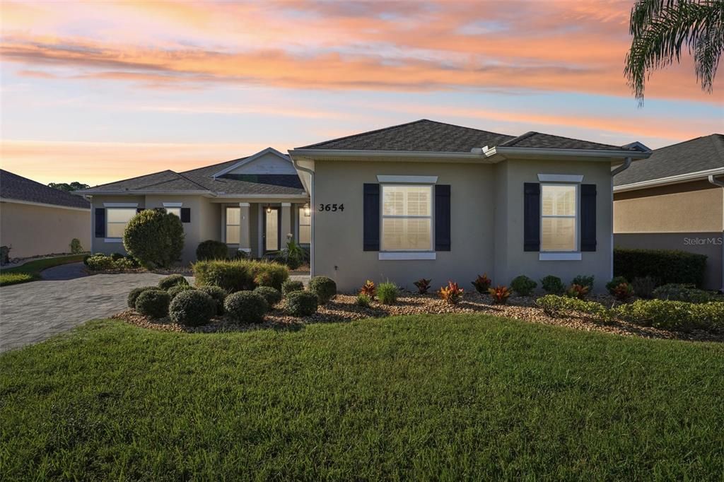 待售: $550,000 (3 贝兹, 2 浴室, 1859 平方英尺)