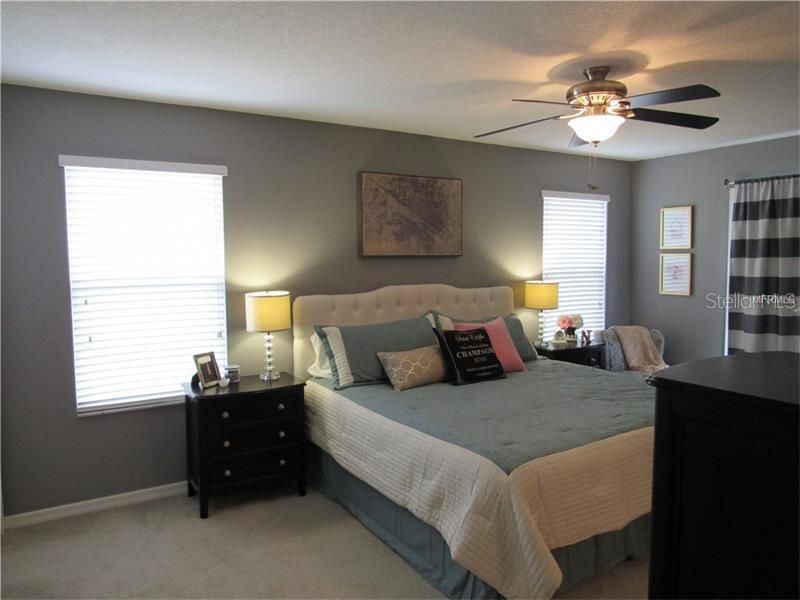 出租: $1,800 (3 贝兹, 2 浴室, 1409 平方英尺)