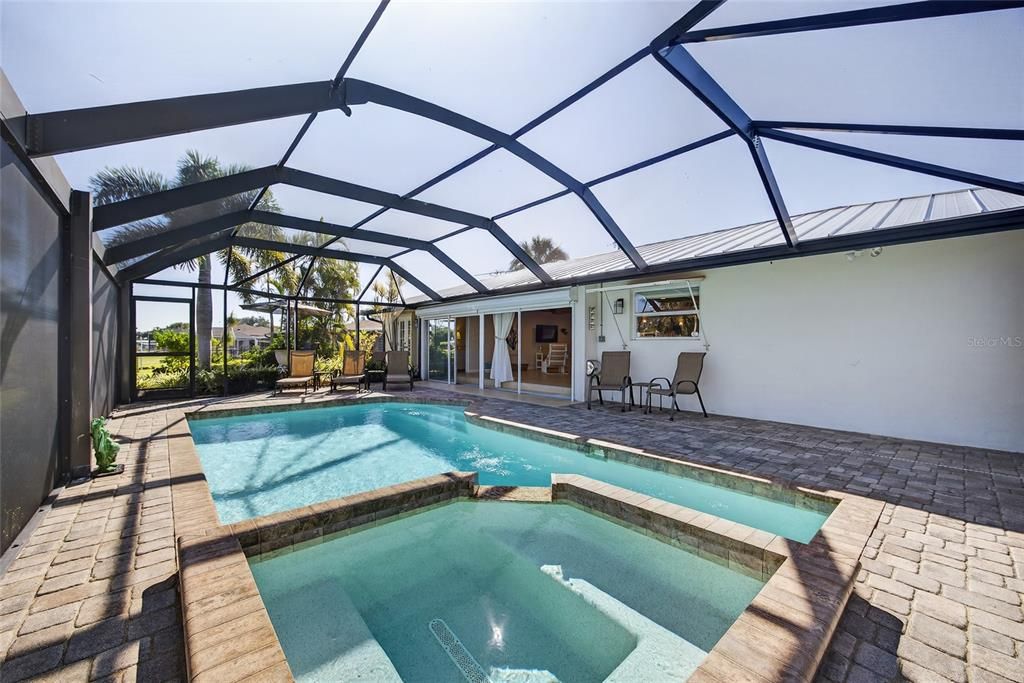 For Sale: $549,000 (3 beds, 2 baths, 1706 Square Feet)