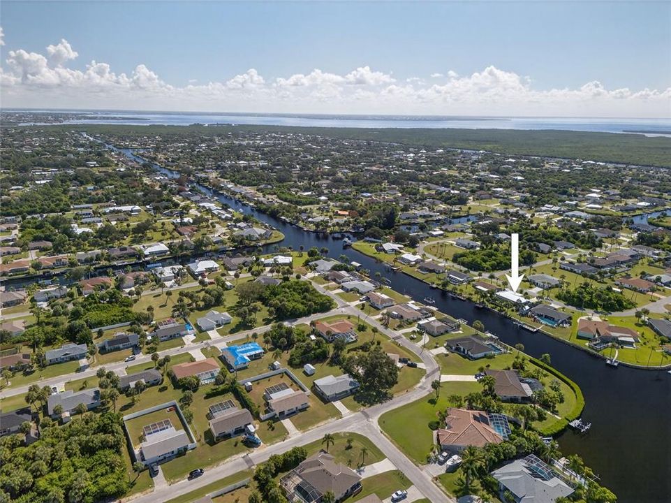 For Sale: $549,000 (3 beds, 2 baths, 1706 Square Feet)