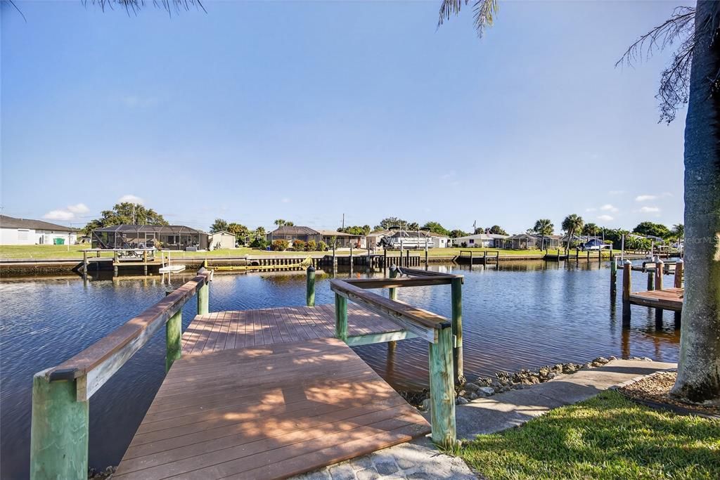 For Sale: $549,000 (3 beds, 2 baths, 1706 Square Feet)