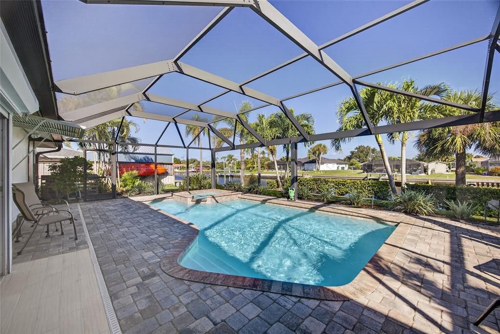 For Sale: $549,000 (3 beds, 2 baths, 1706 Square Feet)